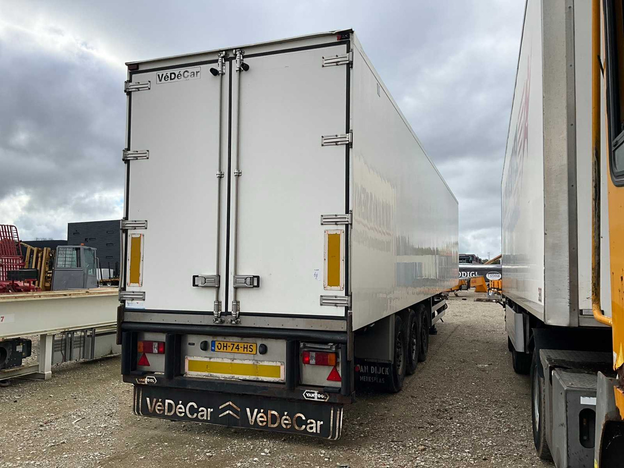 2003 VAN HOOL 3B0049 CONDITIONED SEMI-TRAILER - Semi-remorque: photos 4 2003 VAN HOOL 3B0049 CONDITIONED SEMI-TRAILER - Semi-remorque: photos 4