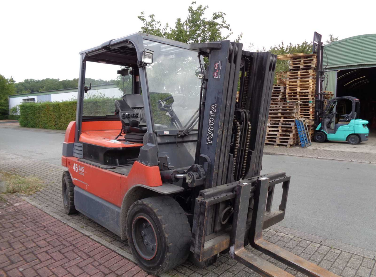 TOYOTA 7FBMF45 ELECTRIC FORKLIFT, TOYOTA 7FBMF45 - Chariot élévateur: photos 4 TOYOTA 7FBMF45 ELECTRIC FORKLIFT, TOYOTA 7FBMF45 - Chariot élévateur: photos 4