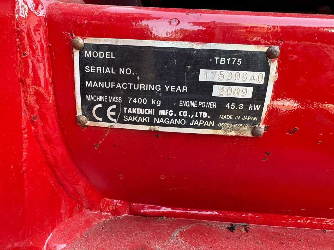 Takeuchi TB 175 CV - Pelle sur chenille: photos 2 Takeuchi TB 175 CV - Pelle sur chenille: photos 2
