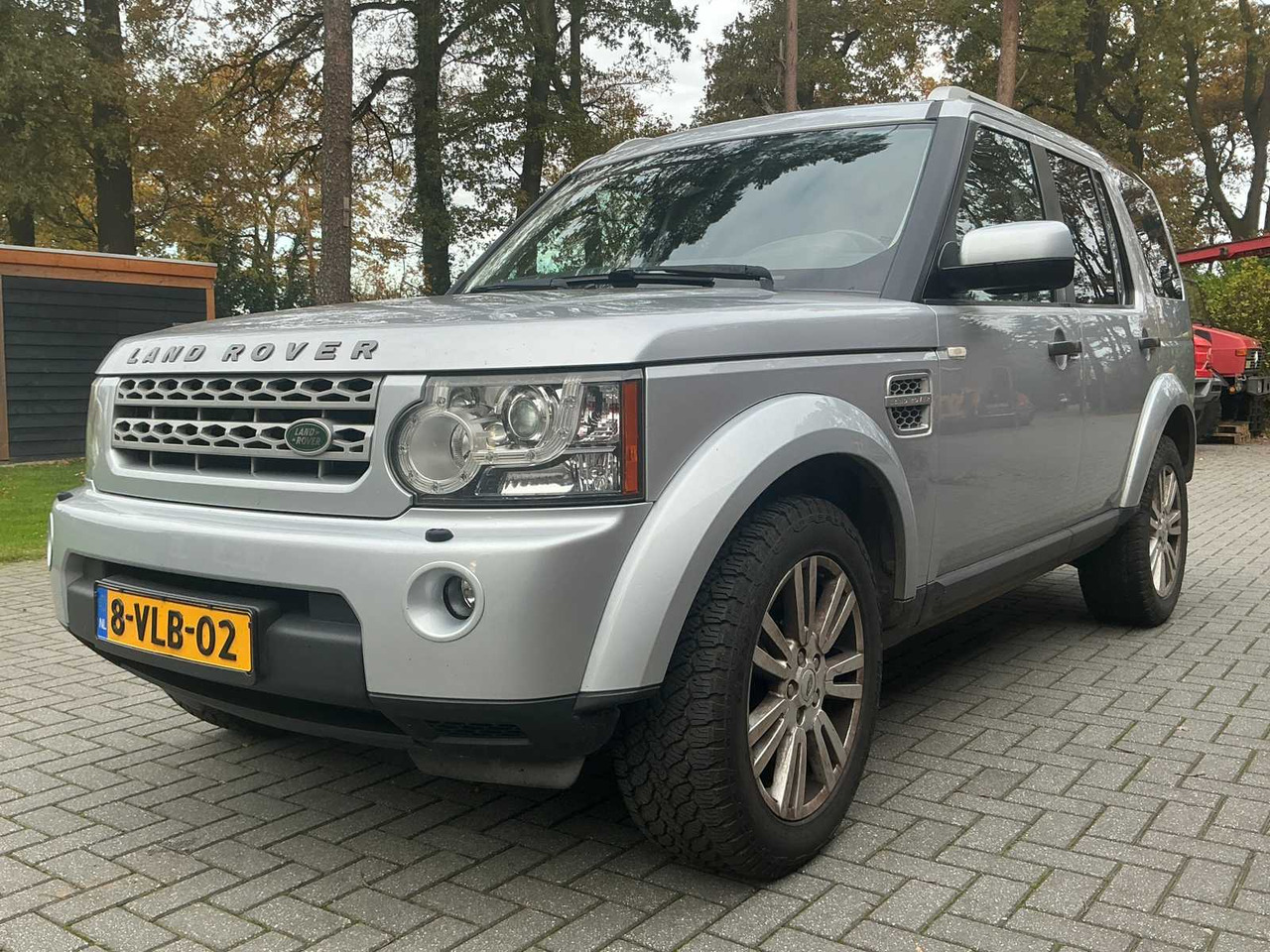 2011 LAND ROVER DISCOVERY 4 8-VLB-02 "GRAY LICENSE PLATE" - Véhicule utilitaire: photos 1 2011 LAND ROVER DISCOVERY 4 8-VLB-02 "GRAY LICENSE PLATE" - Véhicule utilitaire: photos 1