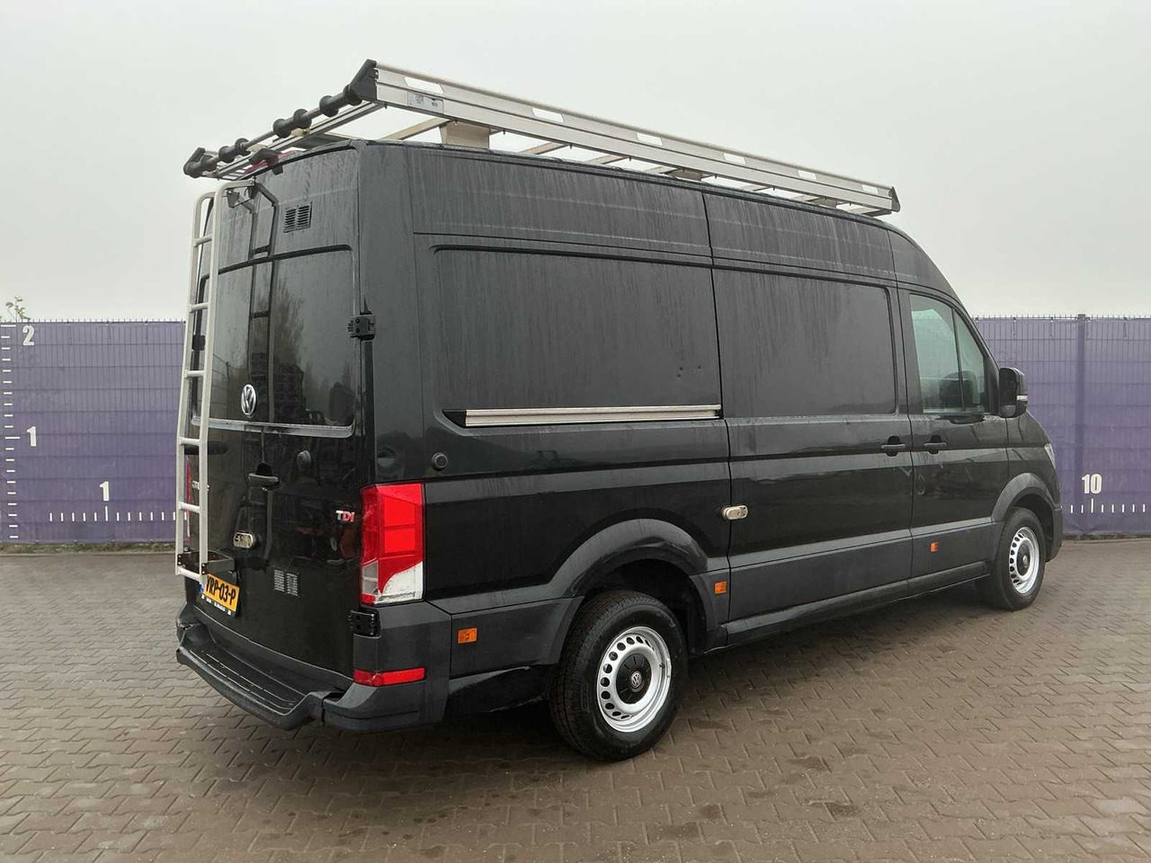 2017 - VOLKSWAGEN - CRAFTER - 35 2.0 TDI L3H2 DC - COMMERCIAL VEHICLE - Véhicule utilitaire: photos 4 2017 - VOLKSWAGEN - CRAFTER - 35 2.0 TDI L3H2 DC - COMMERCIAL VEHICLE - Véhicule utilitaire: photos 4