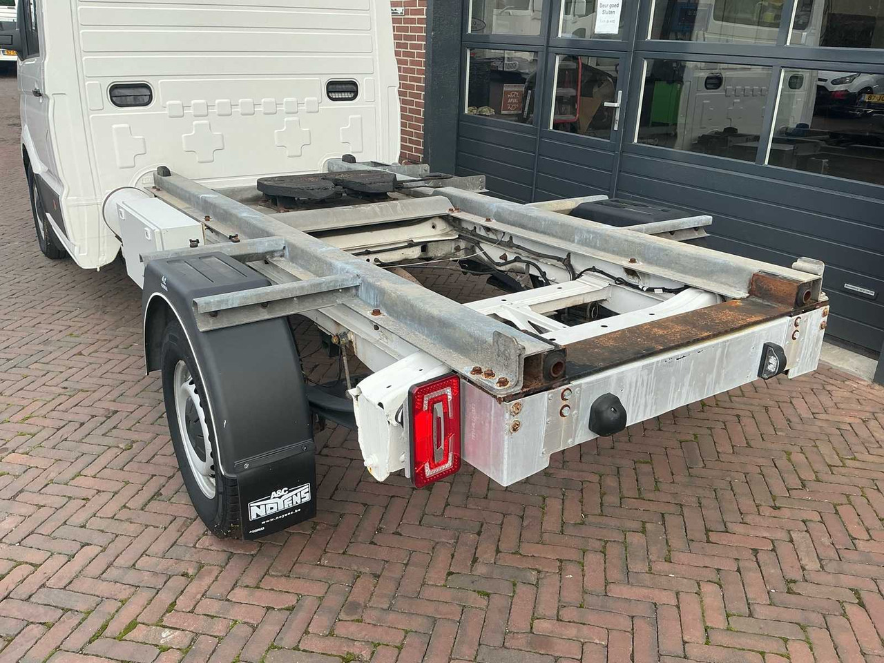 2018 VOLKSWAGEN CRAFTER SZN1E BE TRACTOR - Véhicule utilitaire: photos 4 2018 VOLKSWAGEN CRAFTER SZN1E BE TRACTOR - Véhicule utilitaire: photos 4