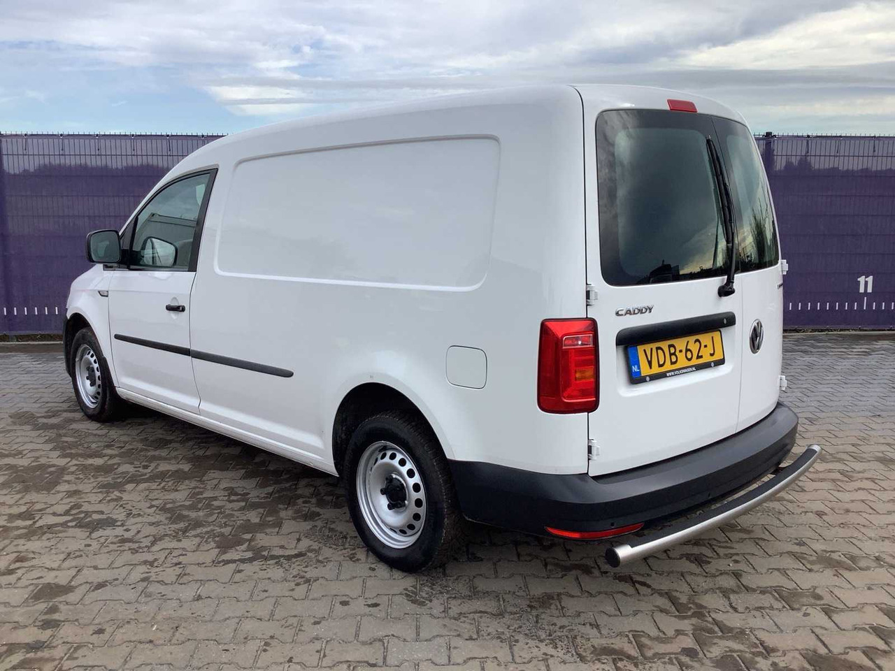 2019 - VOLKSWAGEN - CADDY - 1.4 TGI MAXI L2H1 ECOFUEL - CNG/NATURAL GAS - COMMERCIAL VEHICLE - Véhicule utilitaire: photos 4 2019 - VOLKSWAGEN - CADDY - 1.4 TGI MAXI L2H1 ECOFUEL - CNG/NATURAL GAS - COMMERCIAL VEHICLE - Véhicule utilitaire: photos 4