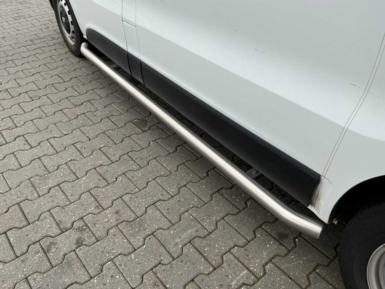 Véhicule utilitaire 2020 RENAULT TRAFIC 1.6DCI 95 T95 L1H1 COMFORT COMMERCIAL VEHICLE: photos 10 Véhicule utilitaire 2020 RENAULT TRAFIC 1.6DCI 95 T95 L1H1 COMFORT COMMERCIAL VEHICLE: photos 10