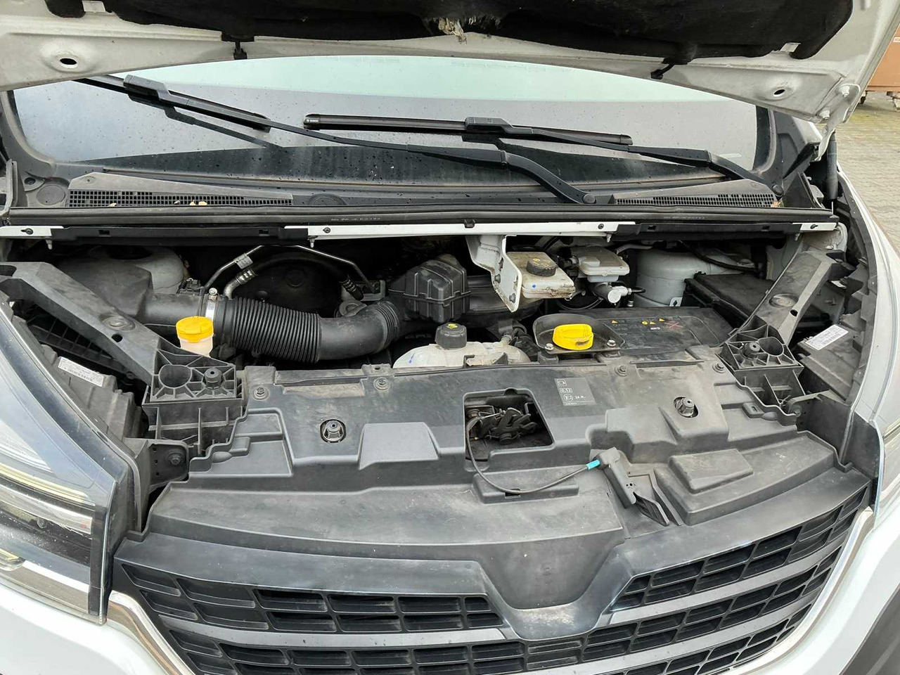 Véhicule utilitaire 2020 RENAULT TRAFIC 1.6DCI 95 T95 L1H1 COMFORT COMMERCIAL VEHICLE: photos 34 Véhicule utilitaire 2020 RENAULT TRAFIC 1.6DCI 95 T95 L1H1 COMFORT COMMERCIAL VEHICLE: photos 34