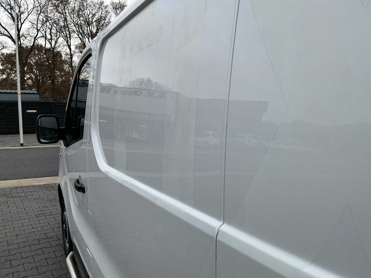 Véhicule utilitaire 2020 RENAULT TRAFIC 1.6DCI 95 T95 L1H1 COMFORT COMMERCIAL VEHICLE: photos 12 Véhicule utilitaire 2020 RENAULT TRAFIC 1.6DCI 95 T95 L1H1 COMFORT COMMERCIAL VEHICLE: photos 12