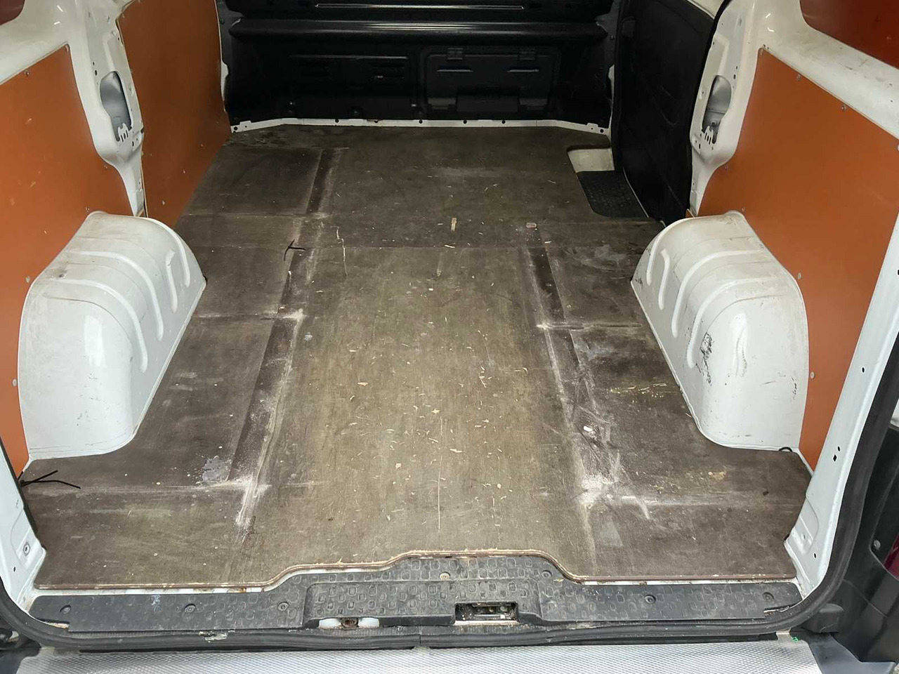 Véhicule utilitaire 2020 RENAULT TRAFIC 1.6DCI 95 T95 L1H1 COMFORT COMMERCIAL VEHICLE: photos 29 Véhicule utilitaire 2020 RENAULT TRAFIC 1.6DCI 95 T95 L1H1 COMFORT COMMERCIAL VEHICLE: photos 29