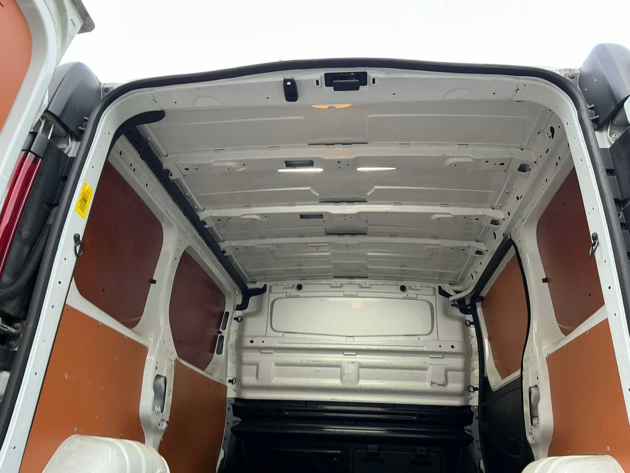 Véhicule utilitaire 2020 RENAULT TRAFIC 1.6DCI 95 T95 L1H1 COMFORT COMMERCIAL VEHICLE: photos 28 Véhicule utilitaire 2020 RENAULT TRAFIC 1.6DCI 95 T95 L1H1 COMFORT COMMERCIAL VEHICLE: photos 28