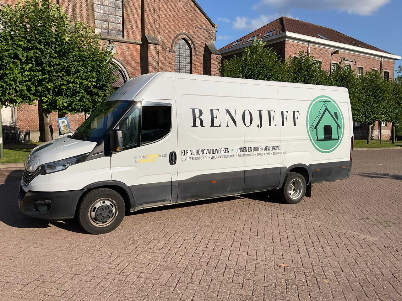 2022 IVECO 35C18 L4 COMMERCIAL VEHICLE - Véhicule utilitaire: photos 2 2022 IVECO 35C18 L4 COMMERCIAL VEHICLE - Véhicule utilitaire: photos 2