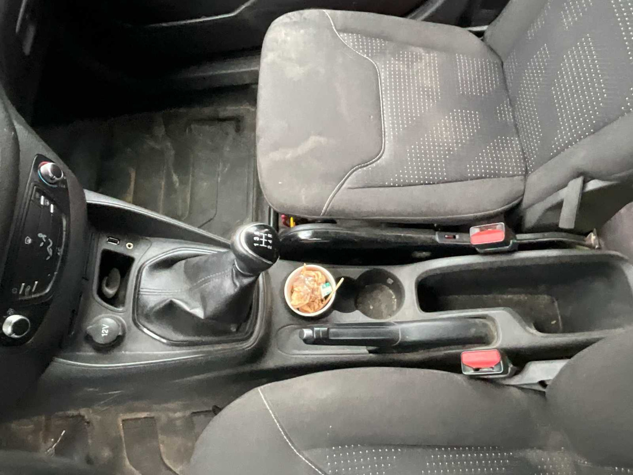 Véhicule utilitaire FORD TRANSIT COURIER VAN: photos 13 Véhicule utilitaire FORD TRANSIT COURIER VAN: photos 13