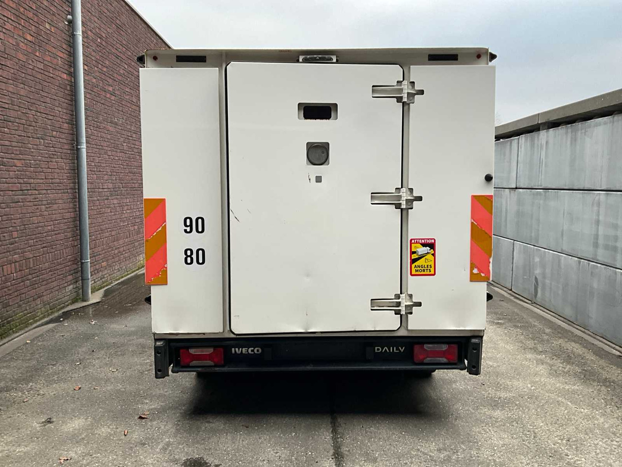 IVECO DAILY CASH TRANSPORT - COMMERCIAL VEHICLE - Véhicule utilitaire: photos 5 IVECO DAILY CASH TRANSPORT - COMMERCIAL VEHICLE - Véhicule utilitaire: photos 5