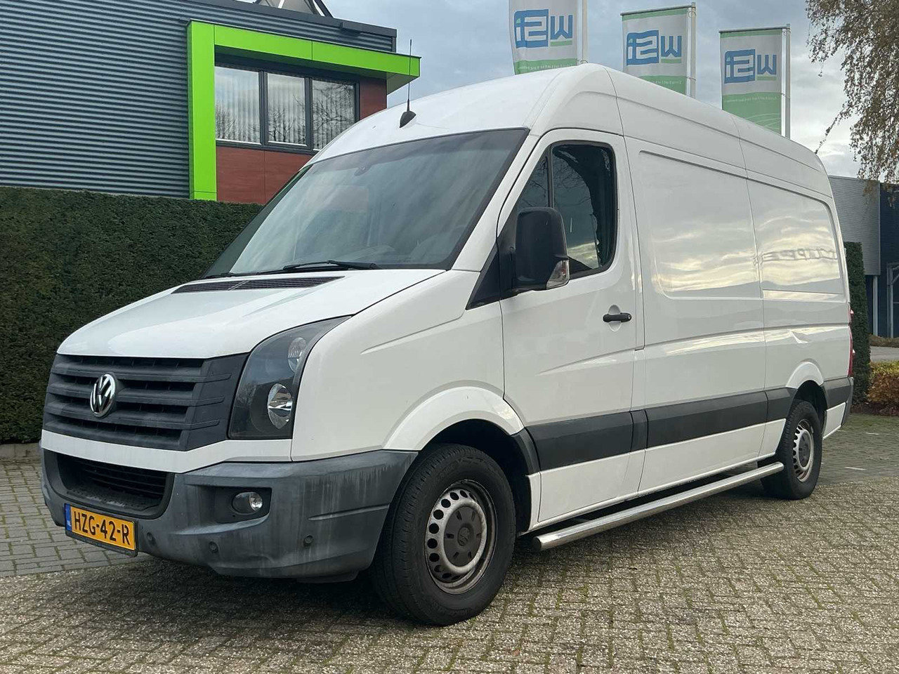 VOLKSWAGEN CRAFTER TDI L2H2 CAMPER BUS HZG-42-R - Véhicule utilitaire: photos 1 VOLKSWAGEN CRAFTER TDI L2H2 CAMPER BUS HZG-42-R - Véhicule utilitaire: photos 1