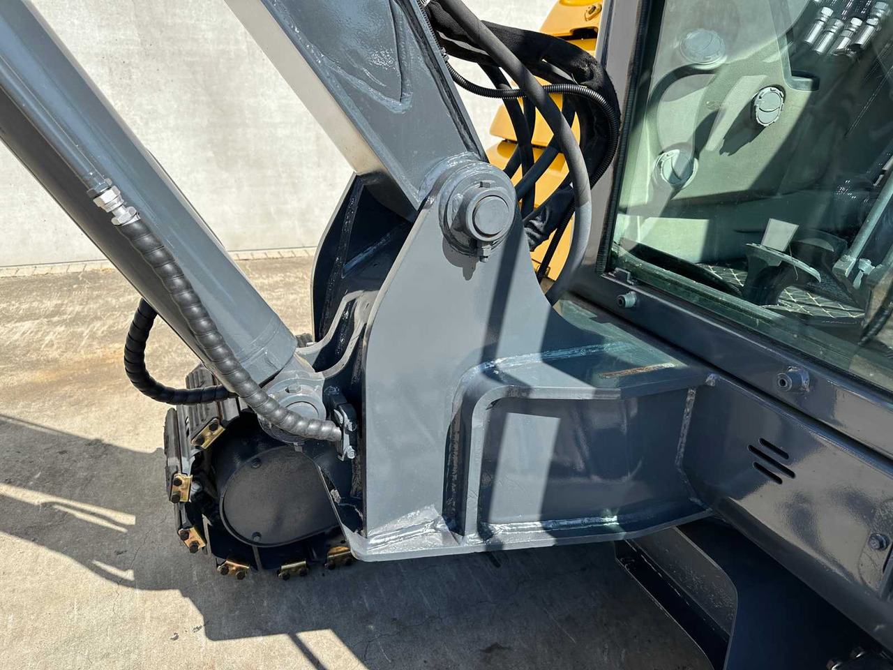 Pelle sur chenille Volvo EC60C: photos 10