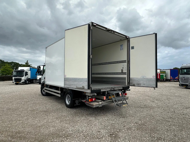 DAF LF 210 LF.14.210 EURO6. KOELBAKWAGEN MET LAADKLEP - Camion frigorifique: photos 3 DAF LF 210 LF.14.210 EURO6. KOELBAKWAGEN MET LAADKLEP - Camion frigorifique: photos 3