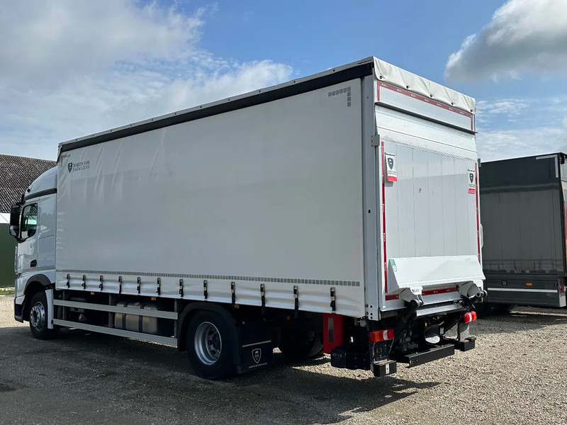 Mercedes-Benz Actros 1843 ACTROS 1843L 2022. 183432km Schuifzeil met Laadklep 2000kg - Camion à rideaux coulissants: photos 5 Mercedes-Benz Actros 1843 ACTROS 1843L 2022. 183432km Schuifzeil met Laadklep 2000kg - Camion à rideaux coulissants: photos 5