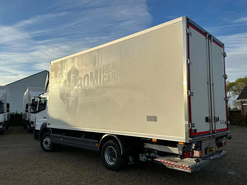 Mercedes-Benz Atego ATEGO1218 GEISOLEERDE OPBOUW 620x247x260! 2000kg Laadklep. - Camion fourgon: photos 4 Mercedes-Benz Atego ATEGO1218 GEISOLEERDE OPBOUW 620x247x260! 2000kg Laadklep. - Camion fourgon: photos 4