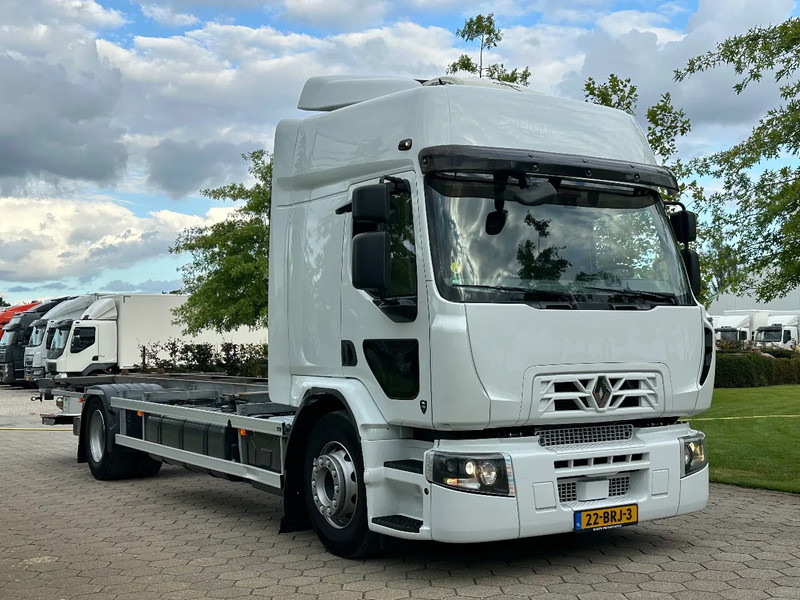 Renault D280 - Camion à rideaux coulissants: photos 2 Renault D280 - Camion à rideaux coulissants: photos 2