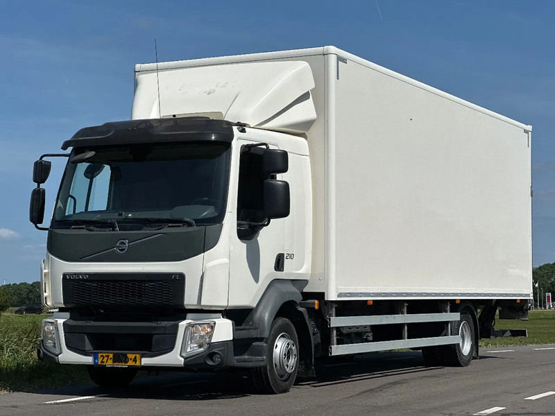 Volvo FL 210.12 EURO6 - Camion fourgon: photos 1 Volvo FL 210.12 EURO6 - Camion fourgon: photos 1