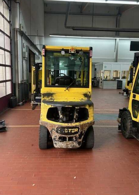 Hyster H2.5FT - Chariot élévateur diesel: photos 3 Hyster H2.5FT - Chariot élévateur diesel: photos 3