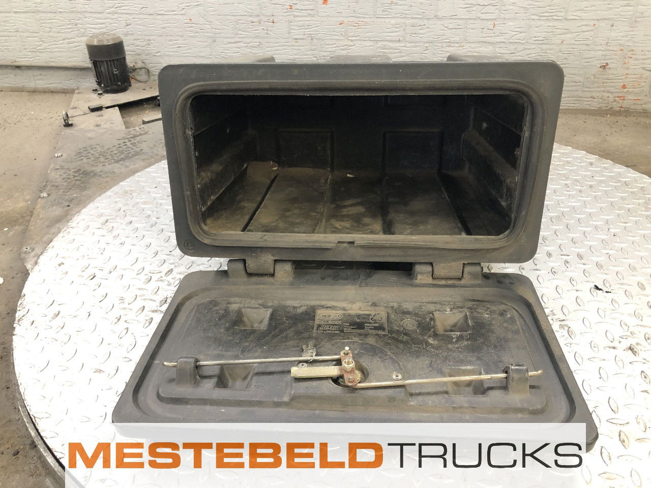 DAF Gereedschapskist CF - Frame/ Châssis pour Camion: photos 2 DAF Gereedschapskist CF - Frame/ Châssis pour Camion: photos 2