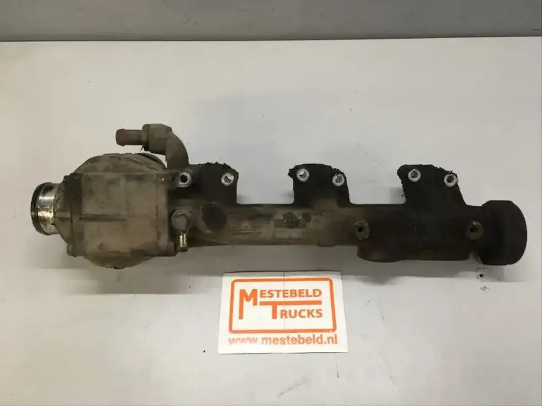 DAF Koelvloeistofbuis cilinderkop - Système de refroidissement pour Camion: photos 1 DAF Koelvloeistofbuis cilinderkop - Système de refroidissement pour Camion: photos 1