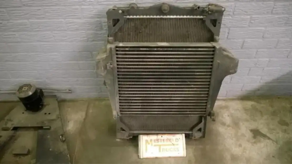 DAF Radiateur + intercooler - Système de refroidissement pour Camion: photos 2 DAF Radiateur + intercooler - Système de refroidissement pour Camion: photos 2