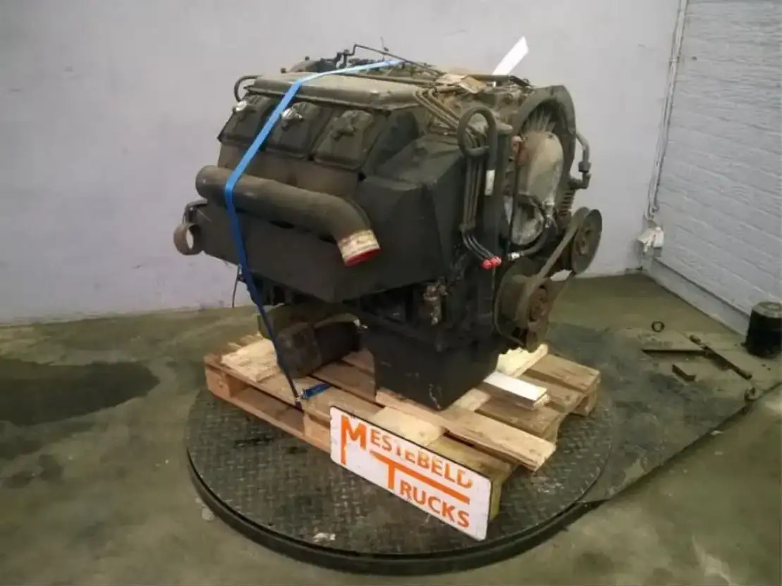 Deutz Motor F6L 613 - Moteur pour Camion: photos 1 Deutz Motor F6L 613 - Moteur pour Camion: photos 1