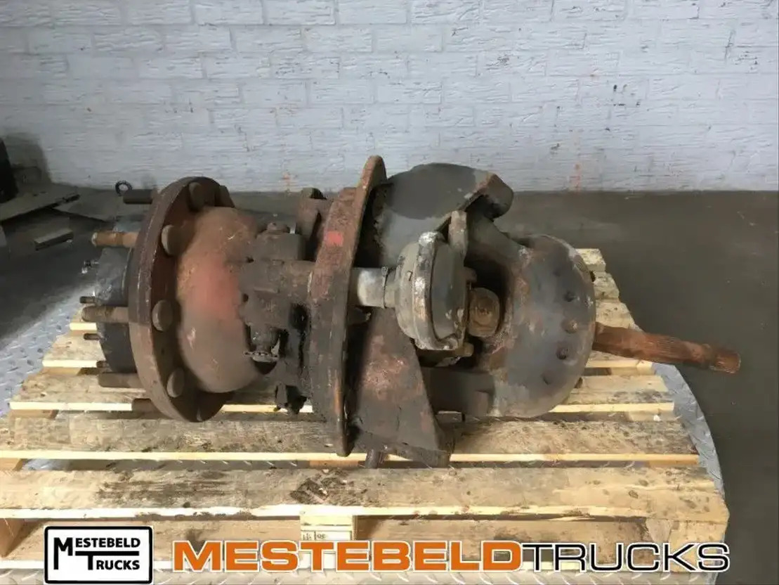 Ginaf Voorwielnaaf met knikkeras  - Essieu avant pour Camion: photos 1 Ginaf Voorwielnaaf met knikkeras  - Essieu avant pour Camion: photos 1