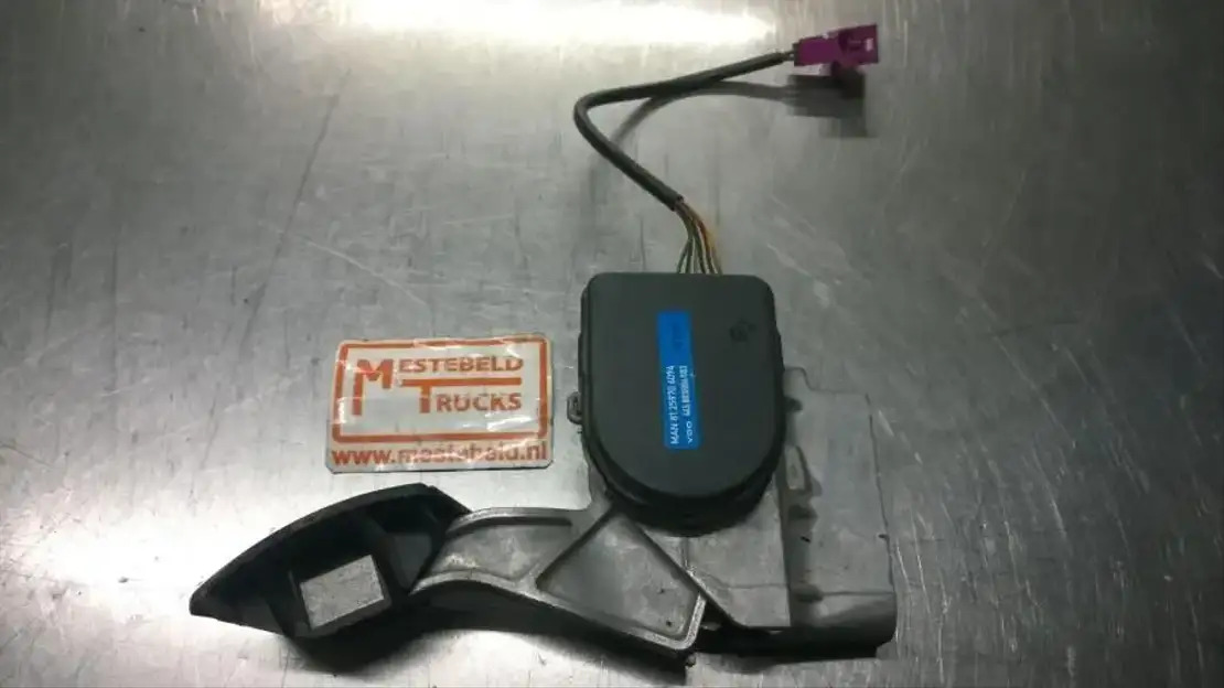 MAN Elektronisch gaspedaal sensor TGA - Système électrique pour Camion: photos 1 MAN Elektronisch gaspedaal sensor TGA - Système électrique pour Camion: photos 1
