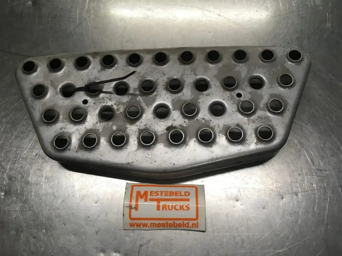 MAN Treeplank midden TGS - Cabine et intérieur pour Camion: photos 1 MAN Treeplank midden TGS - Cabine et intérieur pour Camion: photos 1