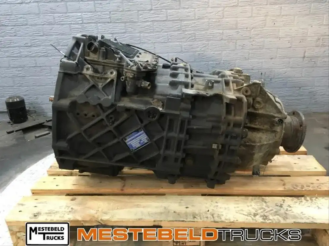 MAN Versnellingsbak 12 AS 2130 TD - Boîte de vitesse et pièces pour Camion: photos 4 MAN Versnellingsbak 12 AS 2130 TD - Boîte de vitesse et pièces pour Camion: photos 4
