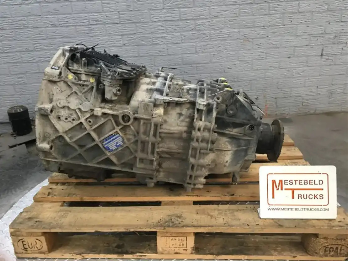 Boîte de vitesse et pièces pour Camion MAN Versnellingsbak 12AS 2130 TD