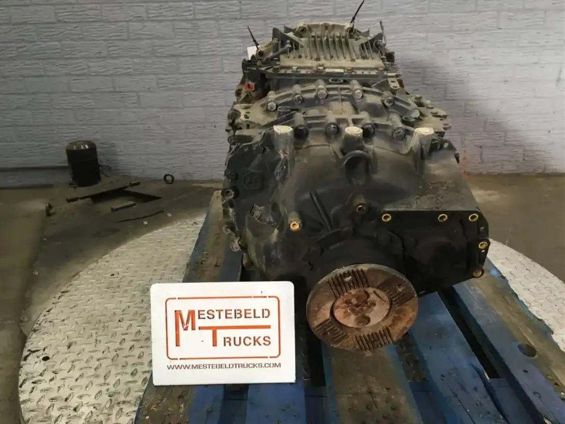 MAN Versnellingsbak 12AS2301TD - Boîte de vitesse et pièces pour Camion: photos 3 MAN Versnellingsbak 12AS2301TD - Boîte de vitesse et pièces pour Camion: photos 3