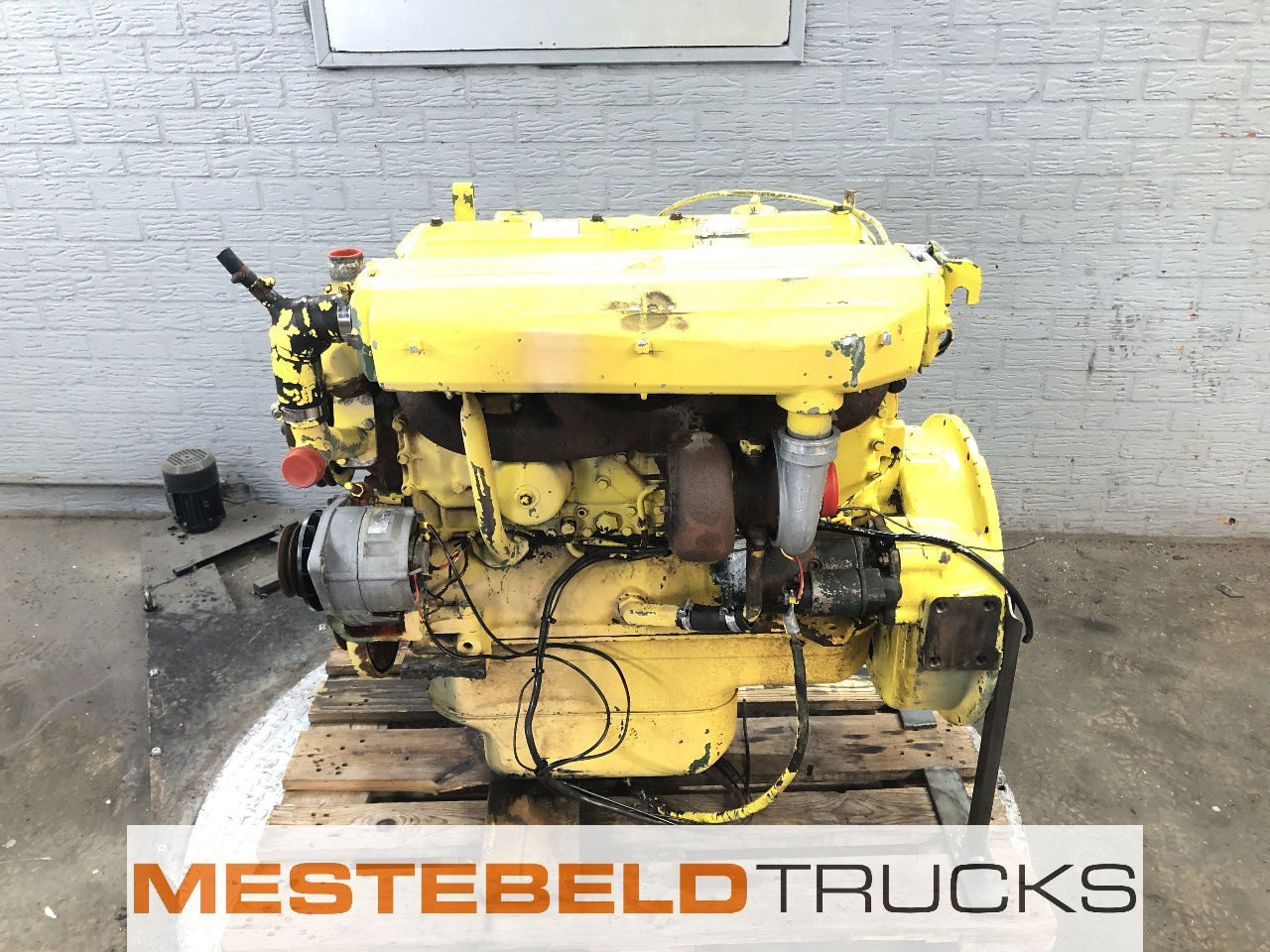 Mercedes-Benz Motor OM 366 A industrie - Moteur pour Camion: photos 1 Mercedes-Benz Motor OM 366 A industrie - Moteur pour Camion: photos 1