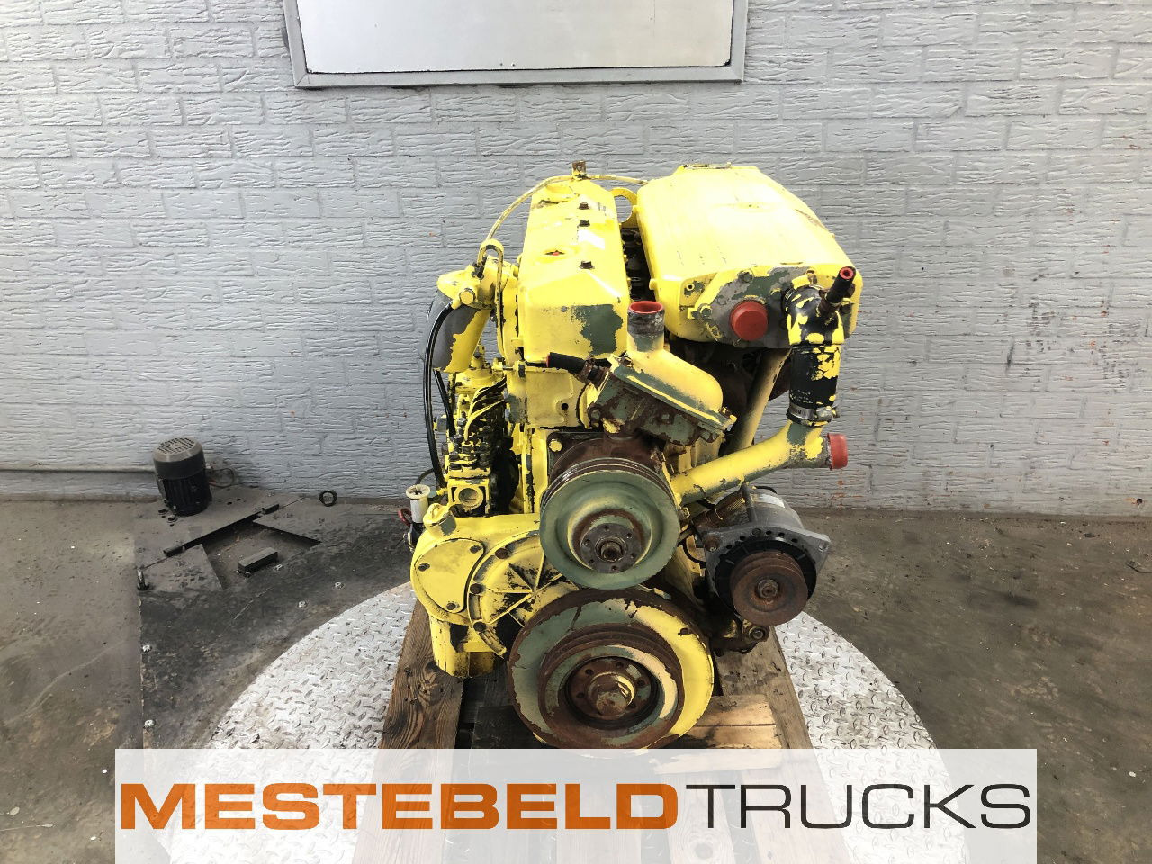 Mercedes-Benz Motor OM 366 A industrie - Moteur pour Camion: photos 4 Mercedes-Benz Motor OM 366 A industrie - Moteur pour Camion: photos 4