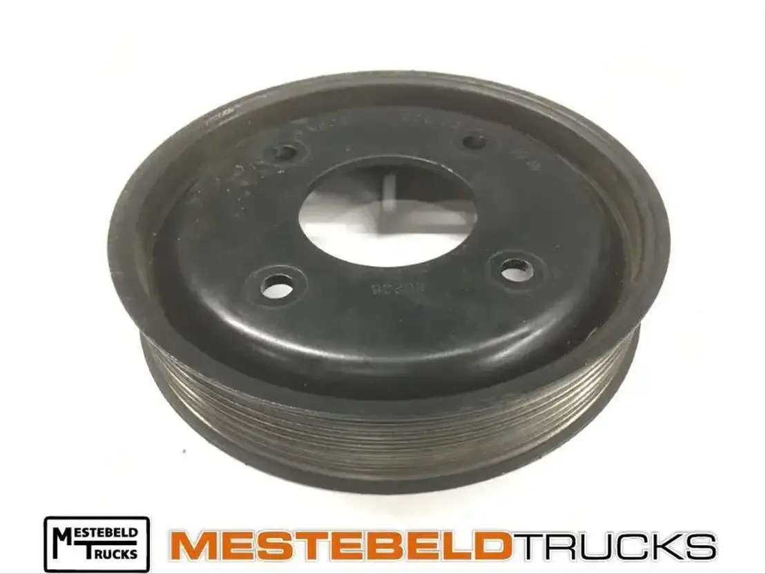 Mercedes-Benz Poelie waterpomp - Moteur pour Camion: photos 1 Mercedes-Benz Poelie waterpomp - Moteur pour Camion: photos 1