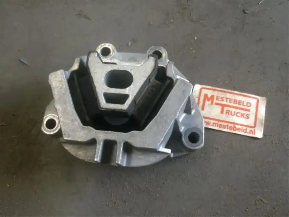 Renault Motorsteun Midlum - Frame/ Châssis pour Camion: photos 1 Renault Motorsteun Midlum - Frame/ Châssis pour Camion: photos 1