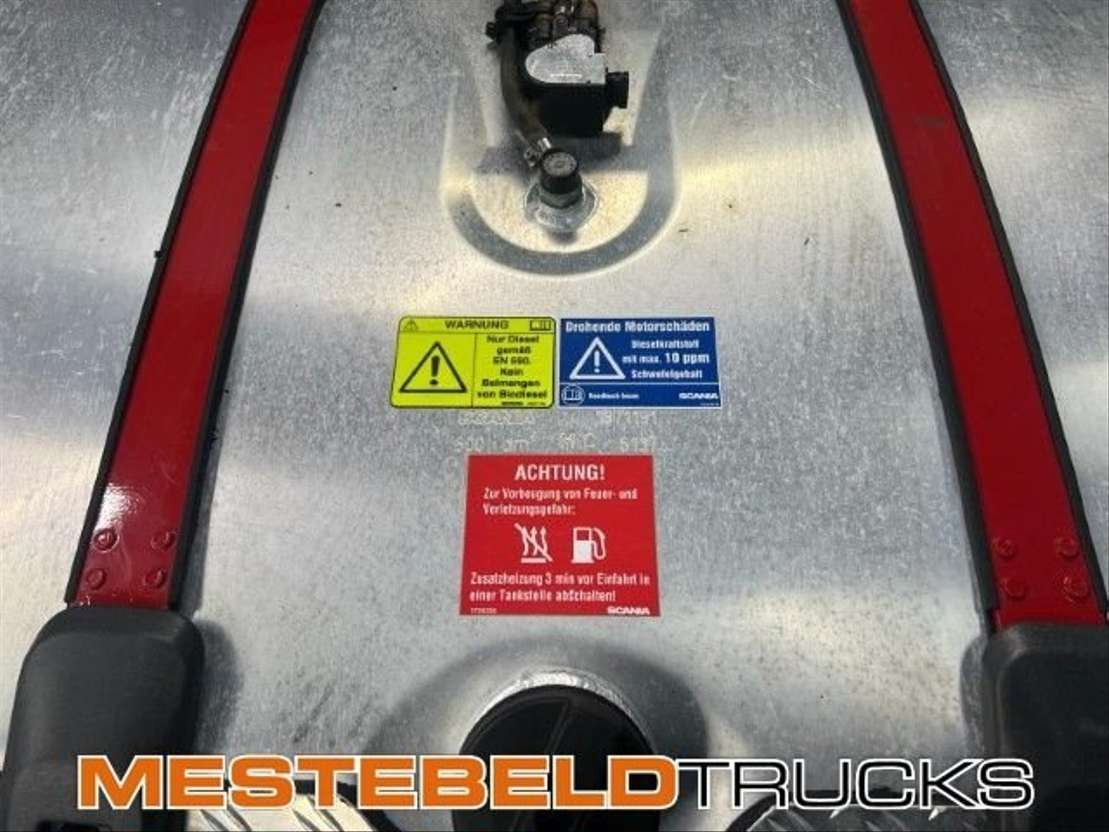 Scania Brandstoftank met steunen 600 liter - Réservoir de carburant pour Camion: photos 5 Scania Brandstoftank met steunen 600 liter - Réservoir de carburant pour Camion: photos 5