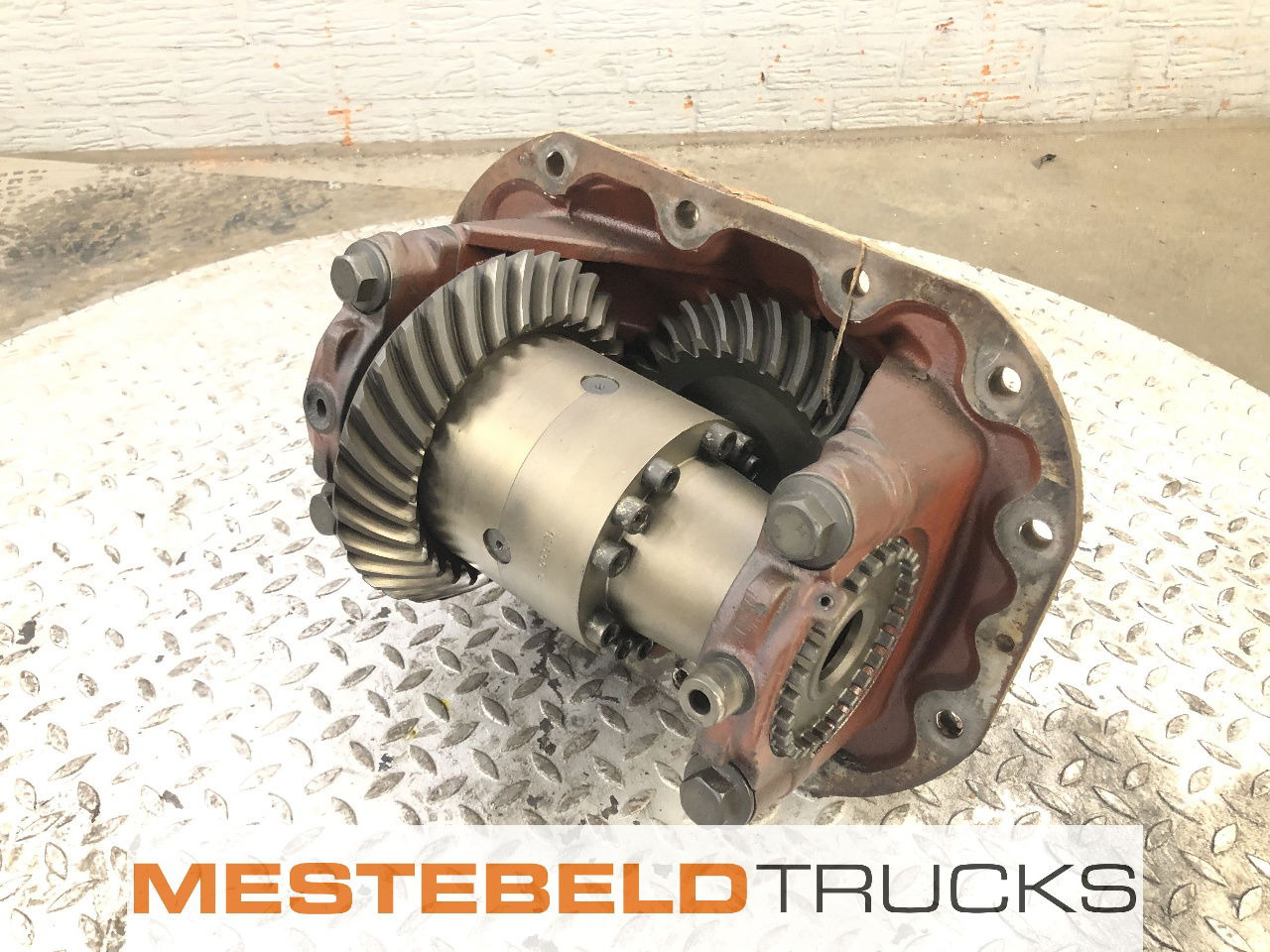 Scania Differentieel RP730 - 3,95 - Essieu arrière pour Camion: photos 2 Scania Differentieel RP730 - 3,95 - Essieu arrière pour Camion: photos 2