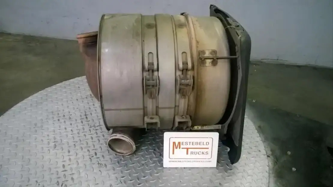 Scania Katalysator - Système d'échappement pour Camion: photos 1 Scania Katalysator - Système d'échappement pour Camion: photos 1