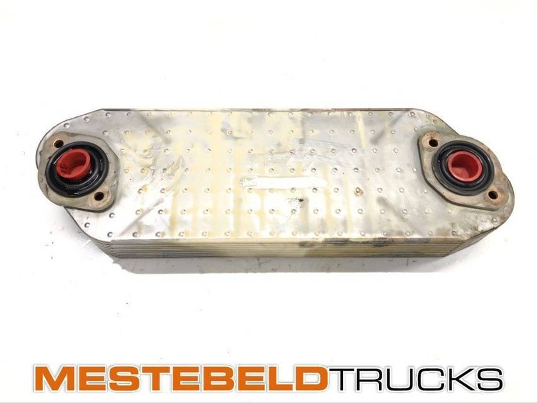 Volvo Oliekoeler D13K 500 - Moteur et pièces pour Camion: photos 1 Volvo Oliekoeler D13K 500 - Moteur et pièces pour Camion: photos 1