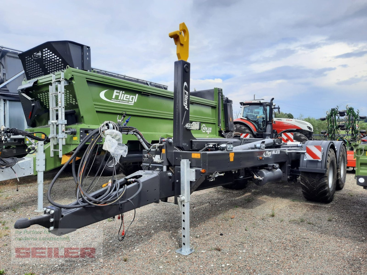 Fliegl HKL 22 Jumbo Abrollkipper - Remorque ampliroll/ Multibenne: photos 1 Fliegl HKL 22 Jumbo Abrollkipper - Remorque ampliroll/ Multibenne: photos 1