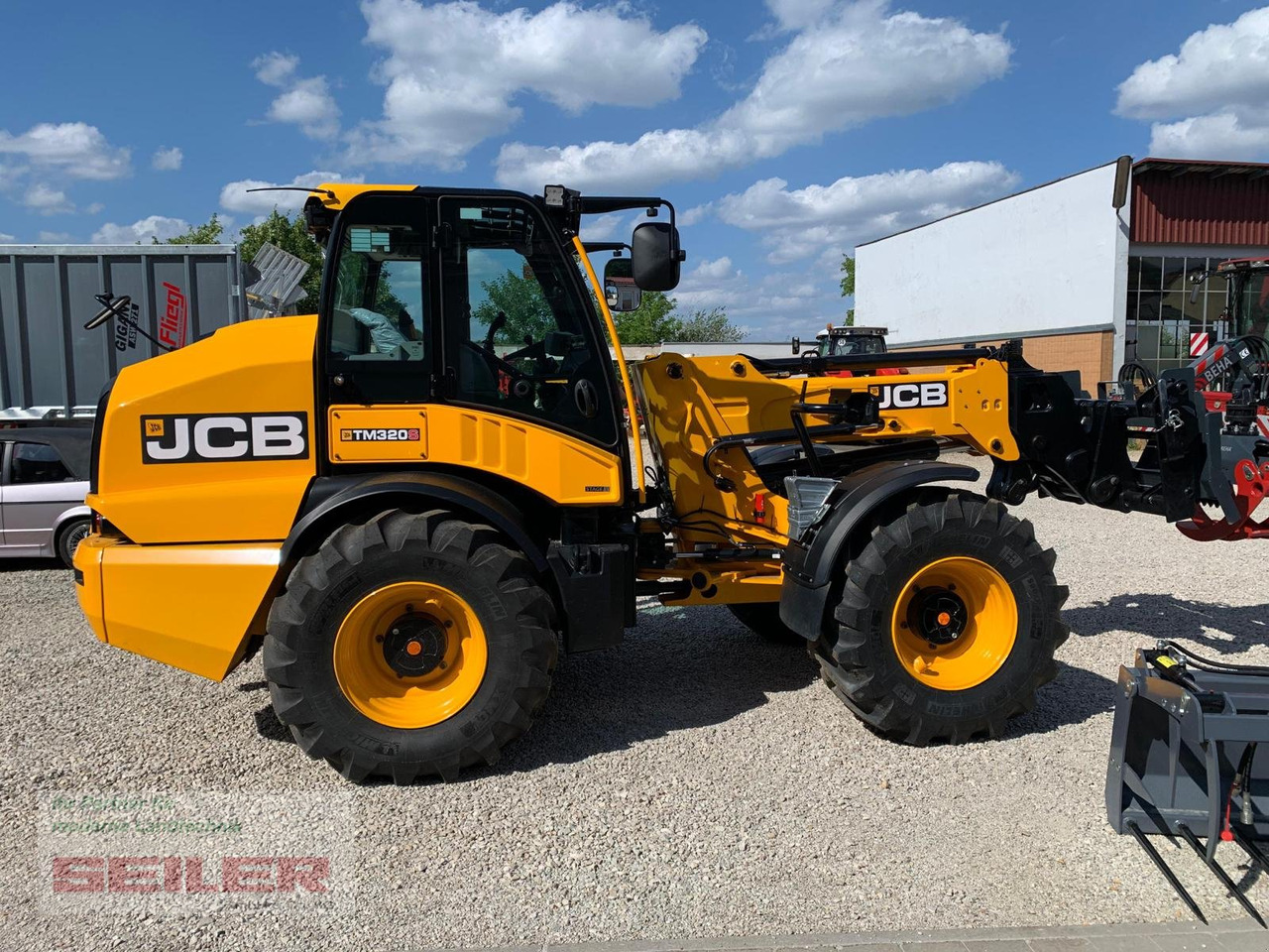 JCB TM 320 S Agri - Chargeuse sur pneus télescopique: photos 3 JCB TM 320 S Agri - Chargeuse sur pneus télescopique: photos 3