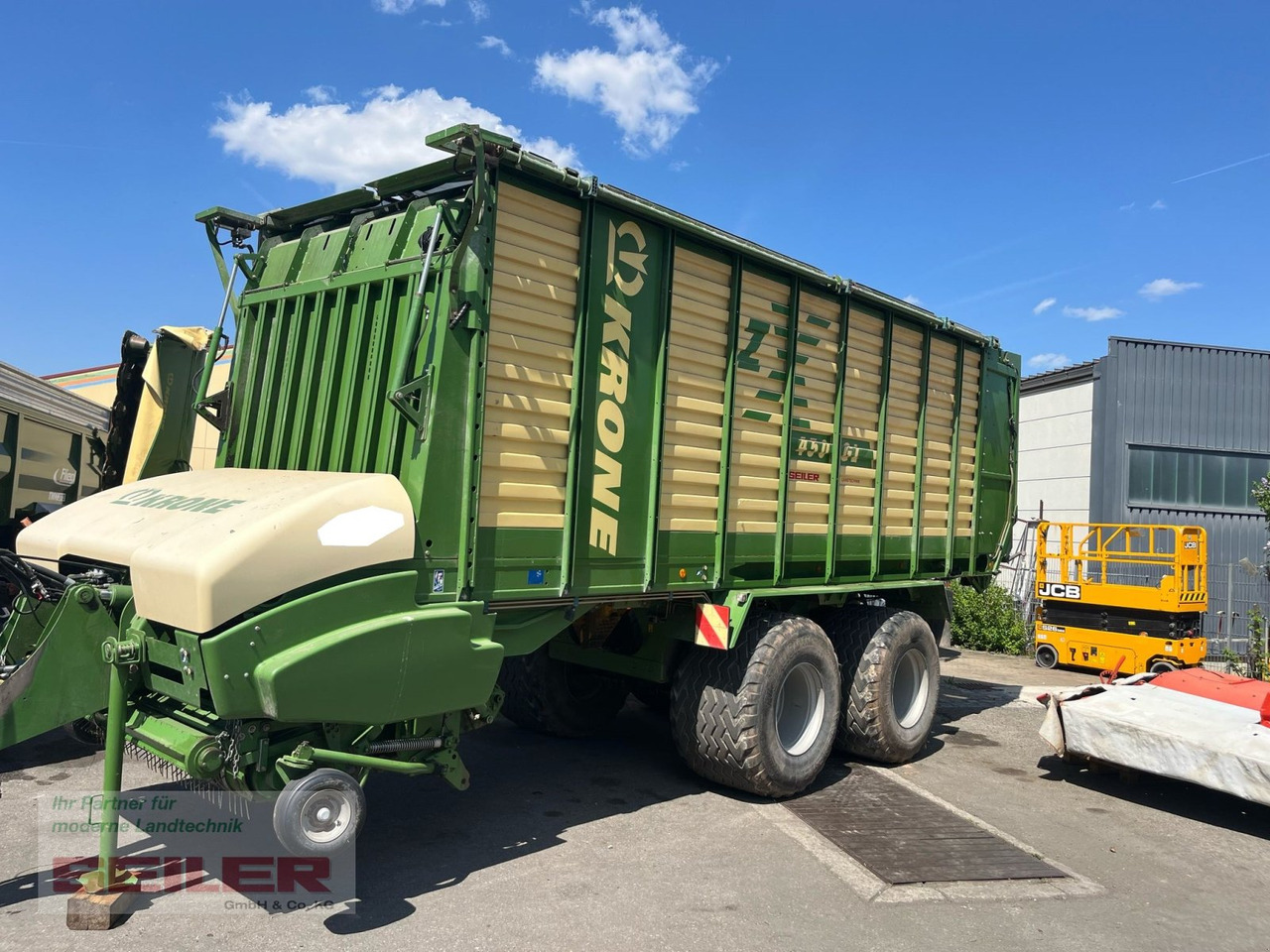 Krone ZX 450 GL + Klappdach-Laderaumabdeckung 45m³ - Autochargeuse: photos 1 Krone ZX 450 GL + Klappdach-Laderaumabdeckung 45m³ - Autochargeuse: photos 1