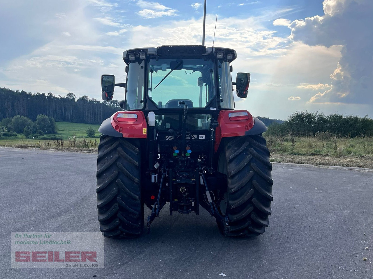 Steyr Kompakt 4075 HILO - Tracteur agricole: photos 4 Steyr Kompakt 4075 HILO - Tracteur agricole: photos 4