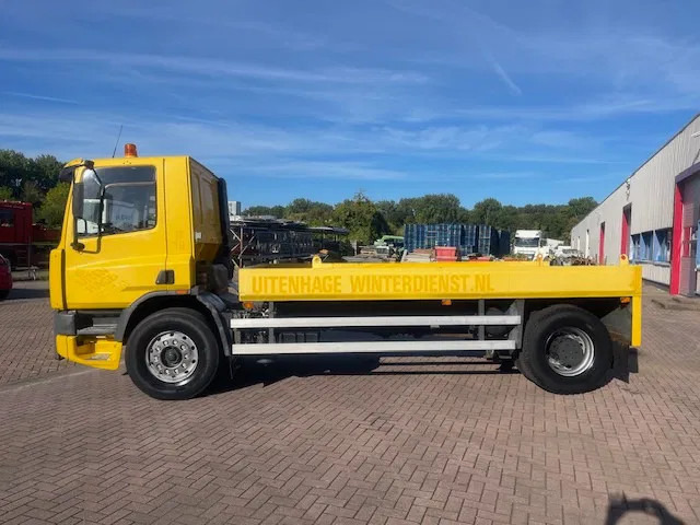 DAF CF 75.240 Automatic Euro 2 NL-Truck Original km's - Camion plateau: photos 4 DAF CF 75.240 Automatic Euro 2 NL-Truck Original km's - Camion plateau: photos 4