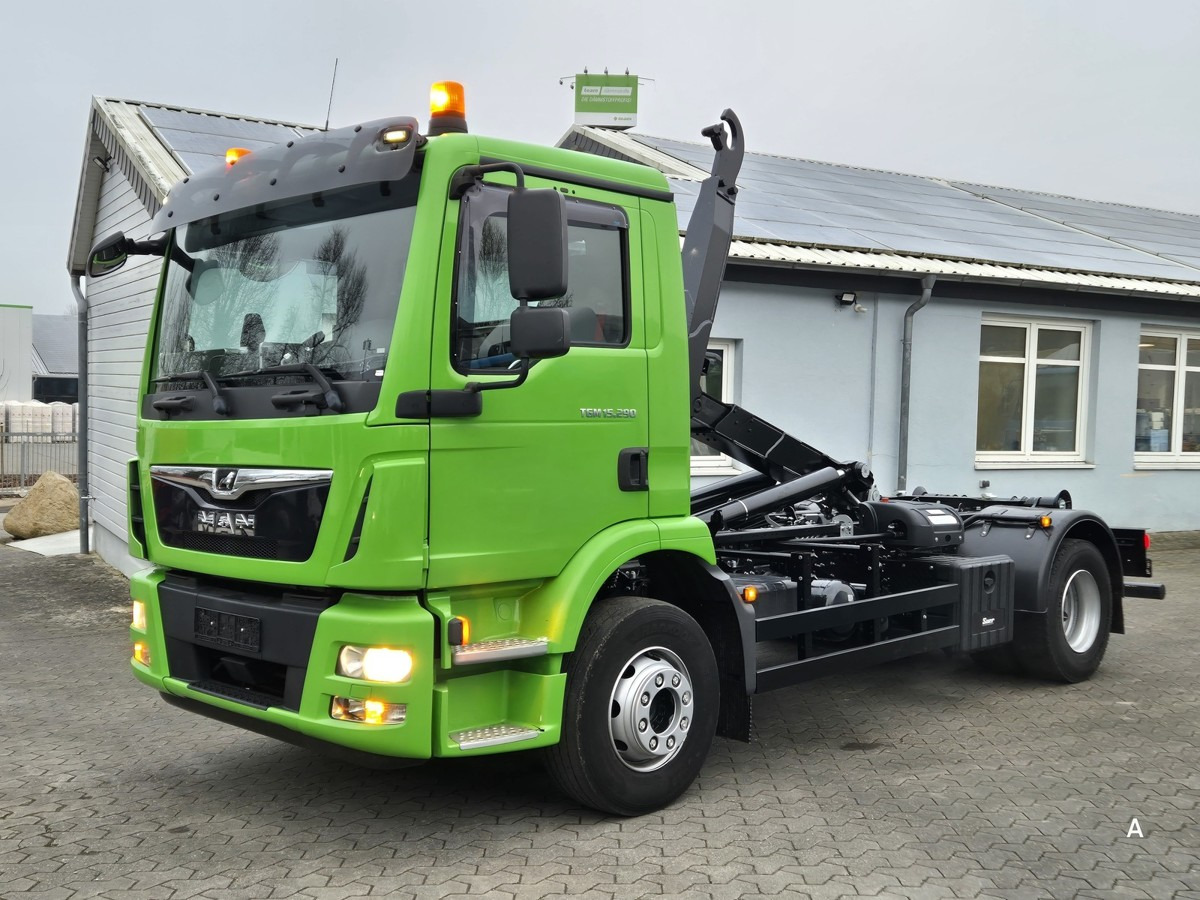 MAN TGM 15.290 BL Aut. Abrollkipper AHK - Camion ampliroll: photos 2 MAN TGM 15.290 BL Aut. Abrollkipper AHK - Camion ampliroll: photos 2