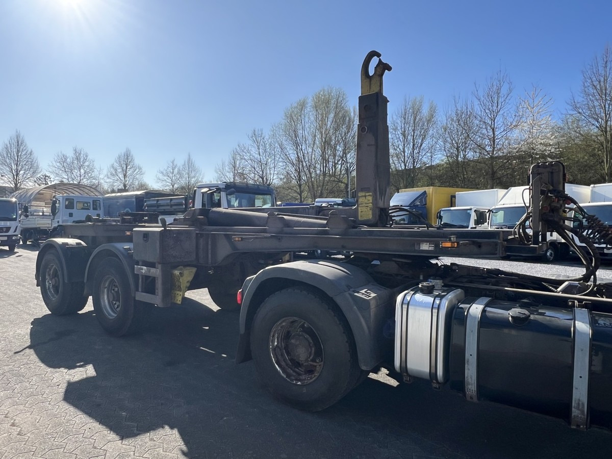 SHL20 Abrollkipper Hyva 30.65.SK1 Knick/Tele - Semi-remorque porte-conteneur/ Caisse mobile: photos 5 SHL20 Abrollkipper Hyva 30.65.SK1 Knick/Tele - Semi-remorque porte-conteneur/ Caisse mobile: photos 5