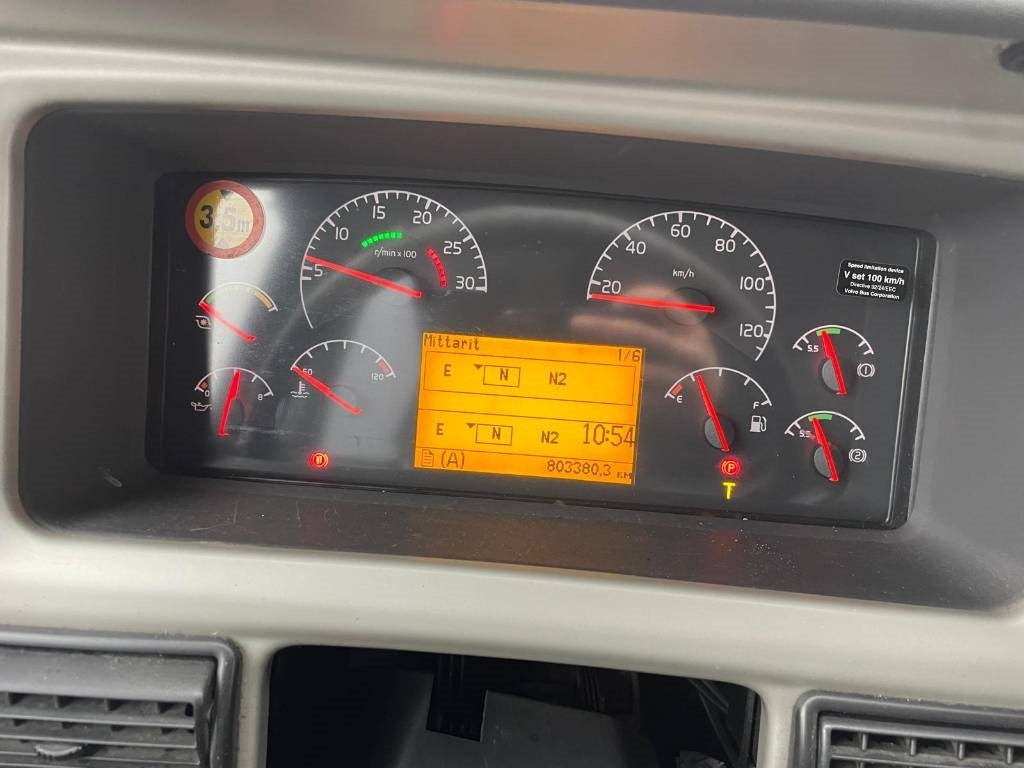 Autocar Volvo 9700S: photos 7