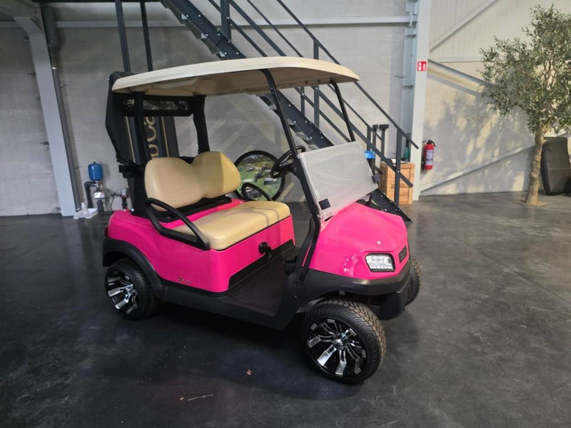 Club Car tempo 2019 new battery pack - Voiturette de golf: photos 2 Club Car tempo 2019 new battery pack - Voiturette de golf: photos 2